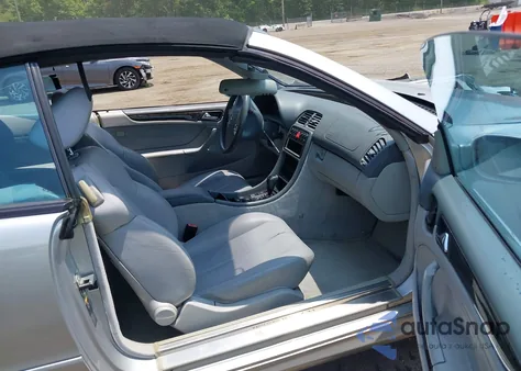 2002 Mercedes-Benz Clk 430 из США, поврежденный, VIN WDBLK70G52T112287